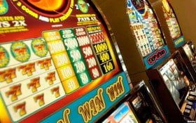 pinascatter sports and casino gaming interface on mobile phone